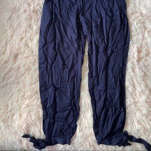 Hide Split side knot hem pants